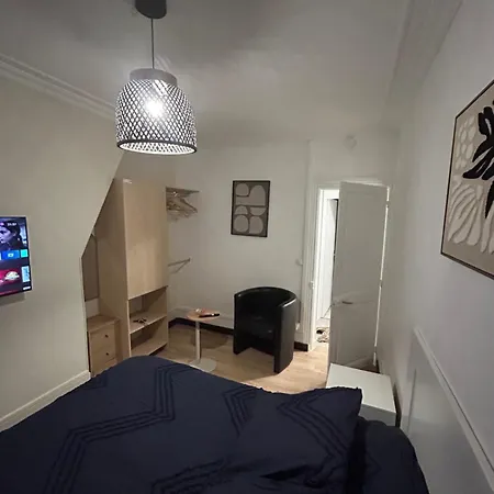 Renove Au Coeur De 2mn Metro Appartement